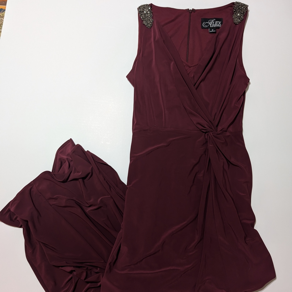 Alex Evenings Burgundy Sleeveless Dress